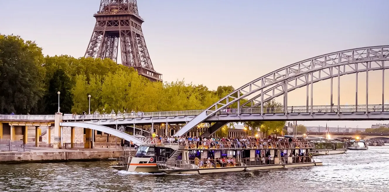 1 Hour Seine River Cruise From The Eiffel Tower