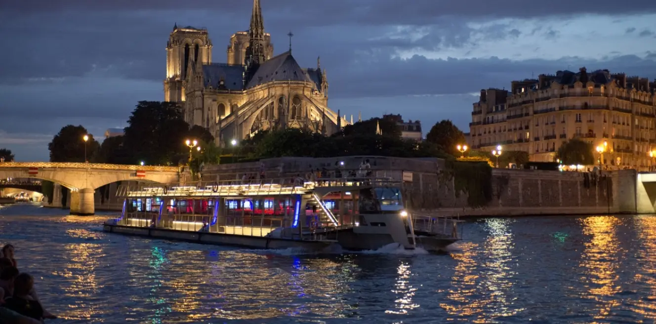 1 Hour Seine River Cruise From The Eiffel Tower By Bateaux Parisiens