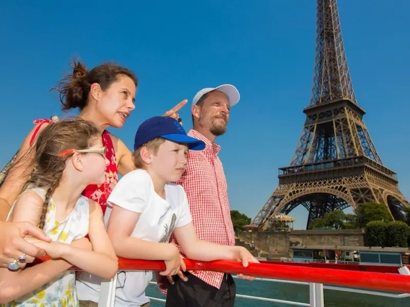 Seine River Sightseeing Cruise By Bateaux Mouches