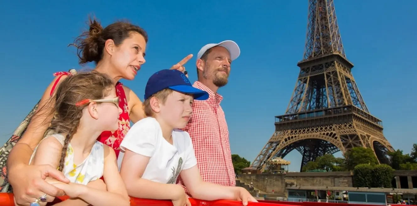 Seine River Sightseeing Cruise By Bateaux Mouches